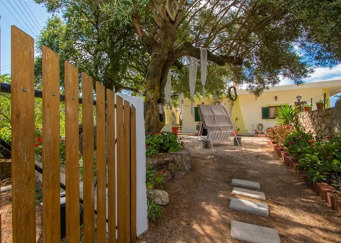 別荘 Leandros Private House Near Shipwreck By 