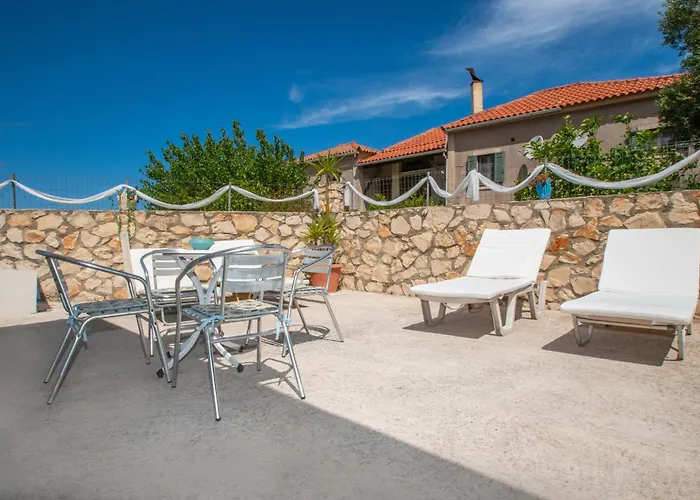 Prázdninový dům Leandros Private House Near Shipwreck By 