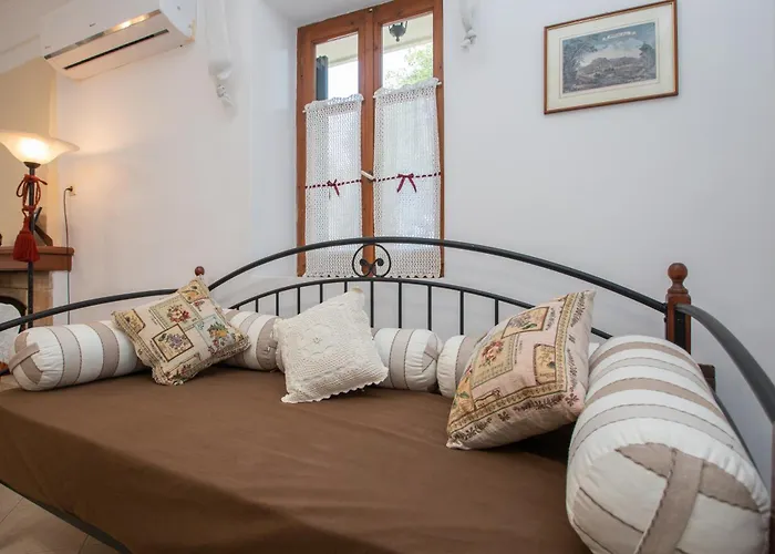 Prázdninový dům Leandros Private House Near Shipwreck By 