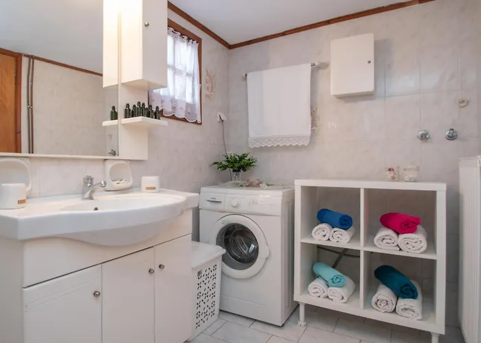 Prázdninový dům Leandros Private House Near Shipwreck By 