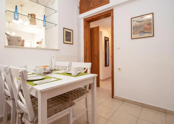 Prázdninový dům Leandros Private House Near Shipwreck By 